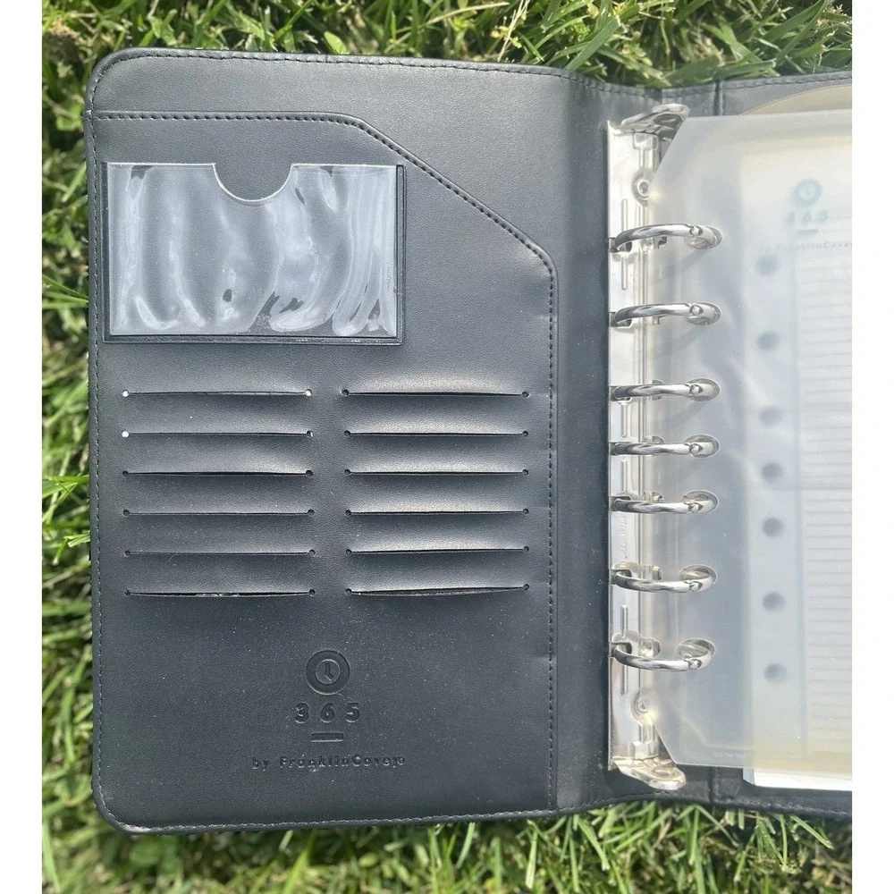 Vintage Franklin Covey Black Compact 365 Planner Organizer 7 Ring Classic‎